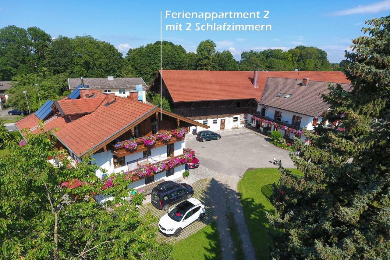 Zaisslhaeusl Hof Ferienwohnungen Ubersee Luaran gambar